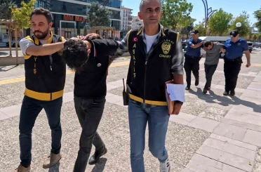 Aksaray’da 2’si polis 4 kişinin yaralandığı olayda gözaltına alınan baba ve oğlu serbest kaldı 