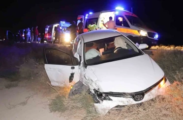 Aksaray’da otomobil, hafif ticari araca çarptı: 4 yaralı 