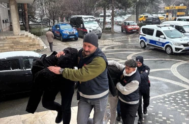 Akşehir'de sahte altın satıcılarına operasyon