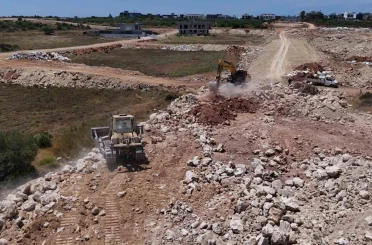Aksu’da yeni imar yolu çalışmaları 