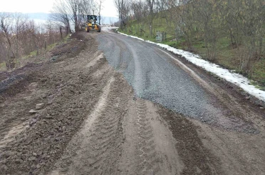 Aktarla Köyü’nde yol reglaj çalışmaları tamamlandı 