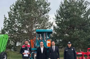 Akyaka’da tarımsal üretime makine desteği
