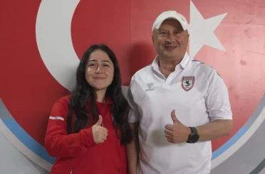 Alaçam’dan Torino’ya: Selma Kalanç milli formayla zirve peşinde 