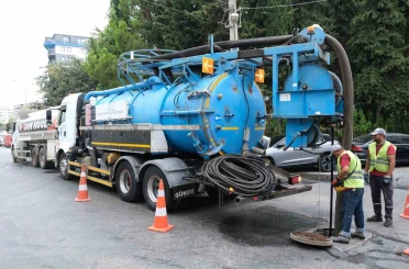 Alanya’da yağmur suyu hatları robot kamera ve kombine araçlarla temizleniyor 