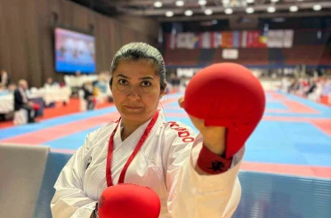 Alaşehir Belediyesporlu İlknur Yalçın Balkan Şampiyonu oldu 