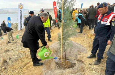 Ali Dağı’nın zirvesine 1111 fidan 