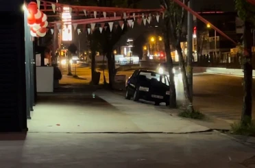 Alkollü sürücü kontrolü gördü, aracını çorbacıya çekip sürücü olmadığını iddia etti 