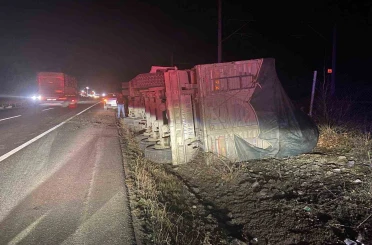 Alkollü tır sürücüsü trafik güvenliğini tehlikeye soktu 