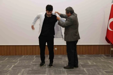 ALKÜ’lü Diş Hekimliği Fakültesi öğrencileri beyaz önlüklerini giydi 