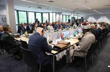 Almanya’dan Moğolistan’a Müslüman toplumların gündemi Köln’de ele alındı 