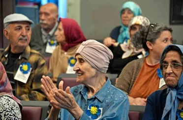 Alzheimer gününde, asırlık çınarlar unutmadıkları böyle kanıtladı 