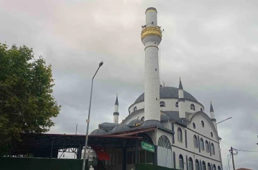 Amasya’da şiddetli fırtına ve dolu hasara yol açtı 