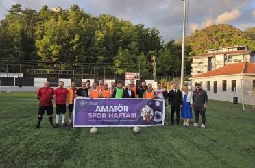 Amatör spor haftasında Marmaris’te dostluk maçı 