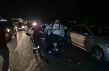 Anadolu Otoyolu’nda zincirleme kaza: 4 yaralı 