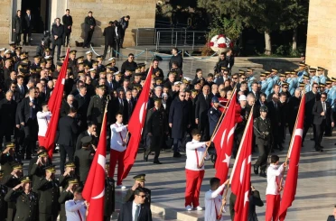 Anıtkabir’de 10 Kasım töreni düzenlendi 