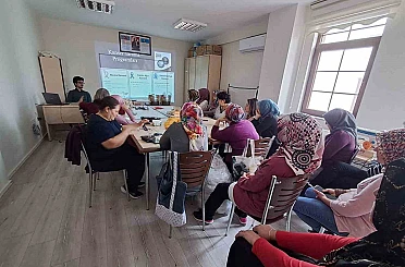 Ankara’da Aile Destek Merkezi kursiyerleri kanserler hakkında bilgilendirildi 