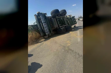 Ankara’da balya makinasından çıkan yangında traktör yandı 