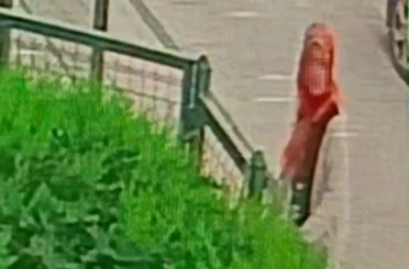 Ankara’da battaniye hırsızlığı kameraya yansıdı 
