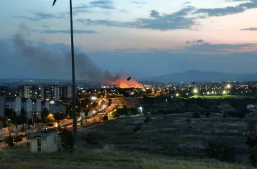 Ankara’da otluk arazide yangın 