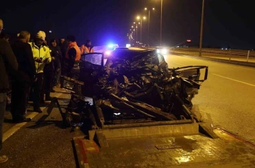 Ankara’da tıra arkadan çarpan otomobilin sürücüsü ağır yaralandı 