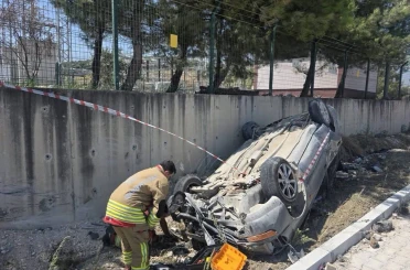 Antakya’da takla atan aracın sürücüsü yaralandı 