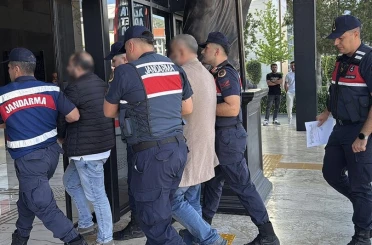 Antalya’da sahte pasaportla 24 milyon liralık arsa vurgunu: 6 gözaltı