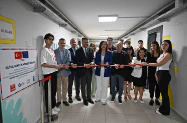 Antalya Dijital Gençlik Merkezi (DİGEM) açıldı 