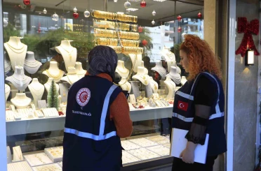 Antalya Ticaret İl Müdürlüğü ekiplerinden kuyumcu ve emlakçılara denetim 