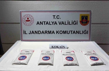 Antalya’da 1 kilo 380 gram kokain ele geçirildi, 2 şüpheli tutuklandı 