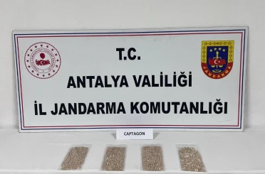 Antalya’da 6 bin 56 adet uyuşturucu hap ele geçirildi 