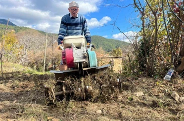 Antalya’da 82 yaşındaki yeminli mali müşavirden köy hayatına örnek proje 