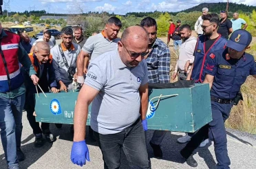 Antalya’da çöp kamyonunda korkunç cinayet: Mesai arkadaşını boğazından bıçaklayarak öldürdü 