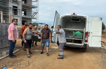 Antalya’da inşaatta üzerine beton blok düşen işçi hayatını kaybetti 