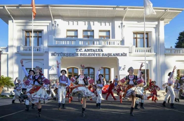 Antalya’da sanatın kalbi Kaleiçi’nde attı