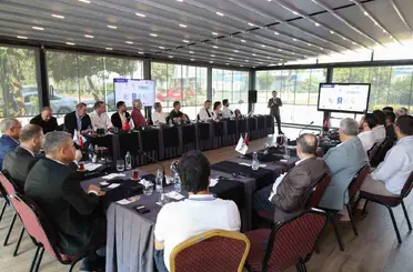 AOSB’de sanayicilere Azerbaycan’da yatırım fırsatları anlatıldı
