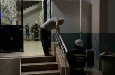 Apartmana yayılan gaz kokusu paniğe neden oldu 