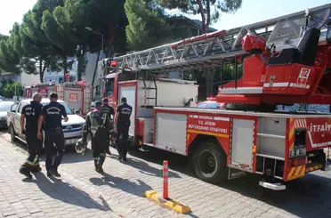 Apartmandan gelen yanık kokusu itfaiyeyi harekete geçirdi
