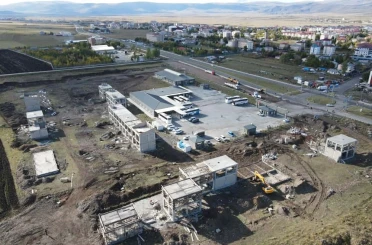 Ardahan Belediyesi Galericiler sitesi inşaatı tüm hızıyla sürüyor 