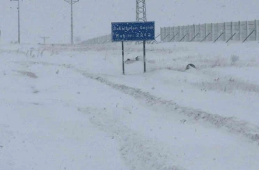 Ardahan’da 60 köy yolu ulaşıma kapandı 
