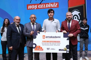 ArnAkademi ile YKS ve LGS yolculuğunda dijital güç Arnavutköy’de 