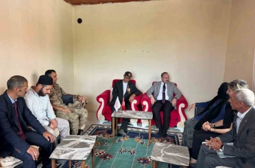 Arpaçay Kaymakamı Güvenç, Kıbrıs Gazisi Şimşir’i evinde ziyaret etti 