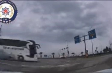 Artvin’de kırmızı ışık ihlali ve drift yapan sürücülere ceza yağdı 