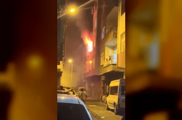 Artvin’in Hopa ilçesinde ev yangını 