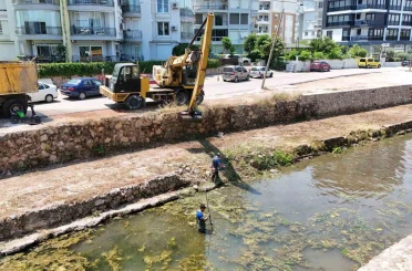 ASAT’tan Konyaaltı’nda kapsamlı kanal temizliği 