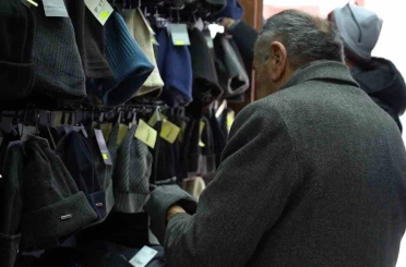 Asırlık çarşıda tezgahlar sanal vitrine taşınıyor: Esnaf e-ticaretle yüzleşiyor 