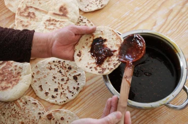 Asırlık "külçe tatlısı" geleneği bayramda yaşatılıyor