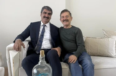 Aşkale Belediye Başkanı Şenol Polat’tan 24 Kasım Öğretmenler Günü ziyaretleri 