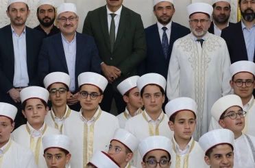 Aşkale’de 25 genç hafız icazetini aldı 