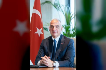 Aspendos’ta 2 bin 400 yıllık güreşçi mezarı keşfedildi 