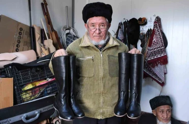 Ata mesleği zamana direniyor: Yozgat’ta Kırgızların deri işlemeciliği yok olma tehlikesiyle karşı karşıya 